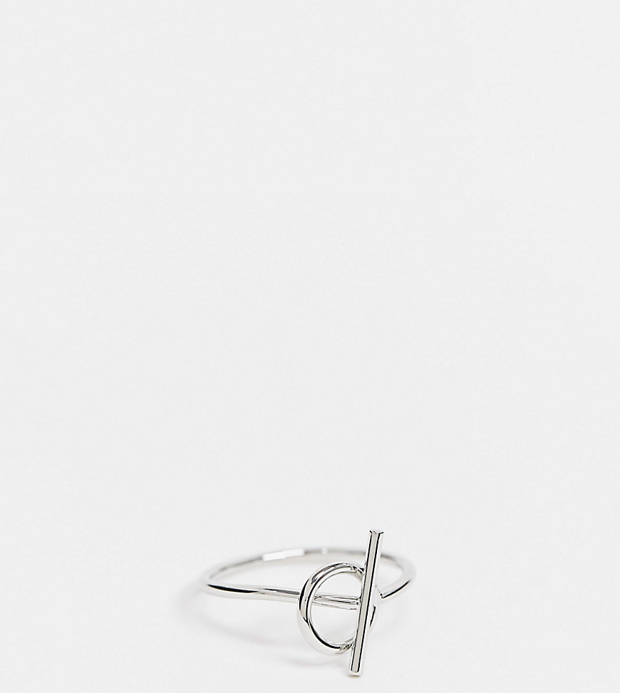 фото Эксклюзивное серебристое кольцо с t-образной деталью designb london curve-серебряный