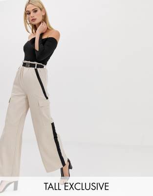 фото Эксклюзивные широкие брюки песочного цвета с ремнем и пряжкой missguided tall-бежевый