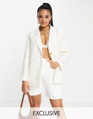   Asos Эксклюзивный кремовый блейзер в стиле oversized Missy Empire-Белый
