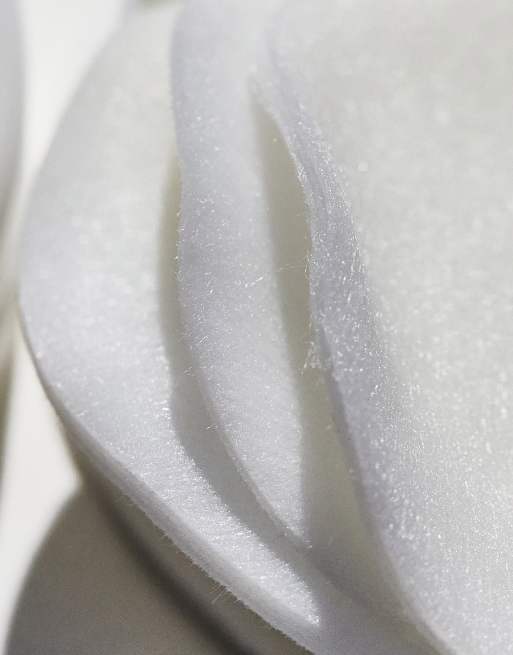 Elegant Touch Nail Polish Remover Pads | ASOS