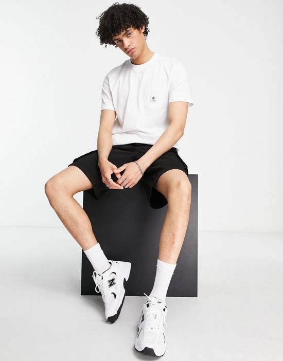 https://images.asos-media.com/products/element-basic-pocket-t-shirt-in-white/201675128-2?$n_550w$&wid=550&fit=constrain