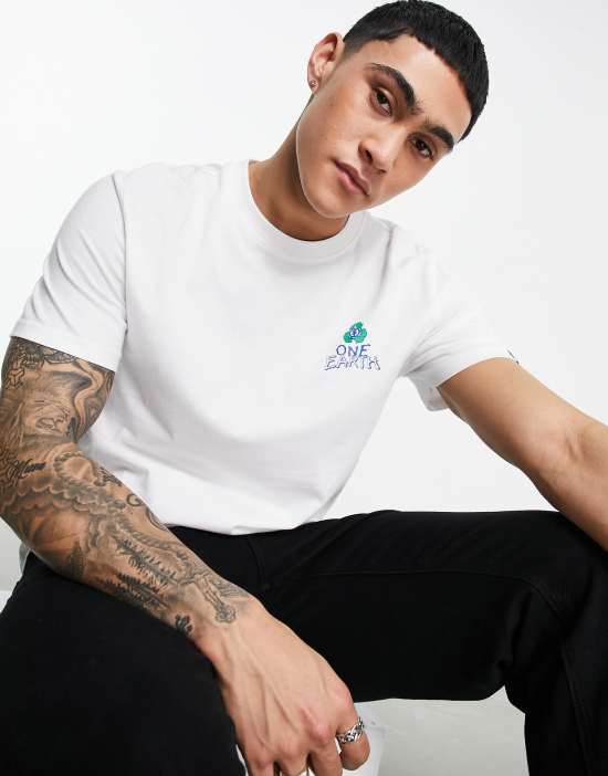 https://images.asos-media.com/products/element-groman-t-shirt-in-white/201674050-2?$n_550w$&wid=550&fit=constrain