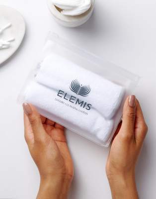 elemis cleansing cloths