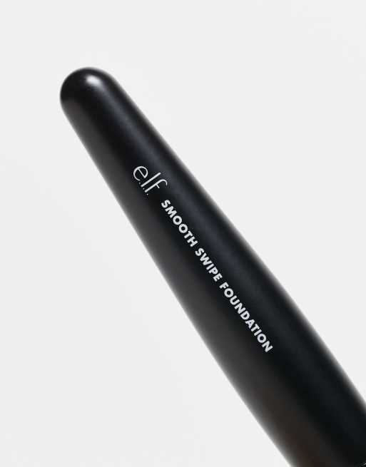 e.l.f. - Smooth Swipe Foundation-børste, 3 af 4
