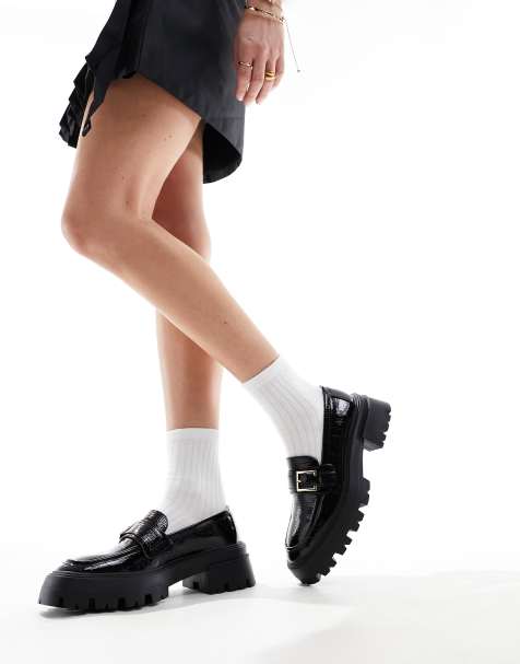 Elle chunky sole loafers in black - view 1