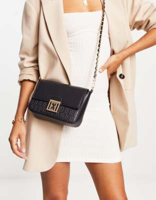 Elle – Czarna torebka crossbody z łańcuszkiem w tłoczony wzór z logo