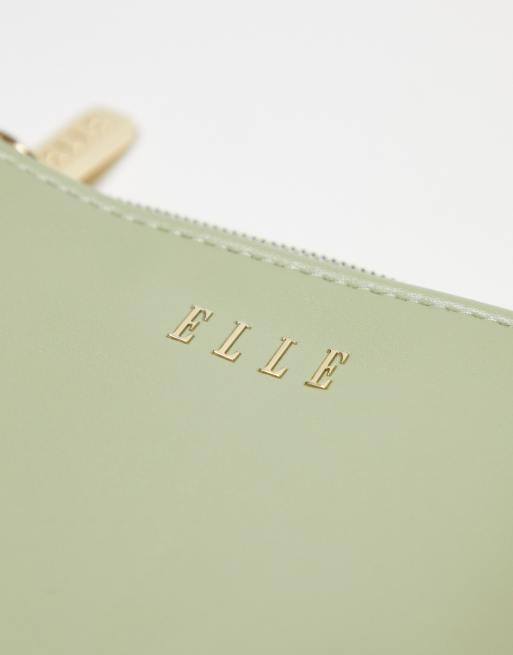 Elle makeup online bag