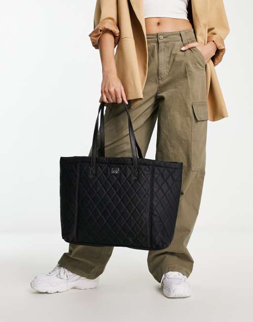 ELLE Sport quilted tote bag in black, 3 of 4