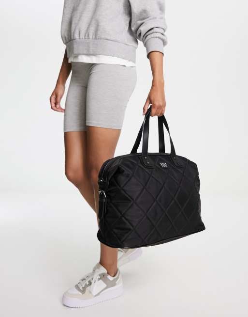 Elle Sport – Svart, kviltad weekend-bag, 4 av 4