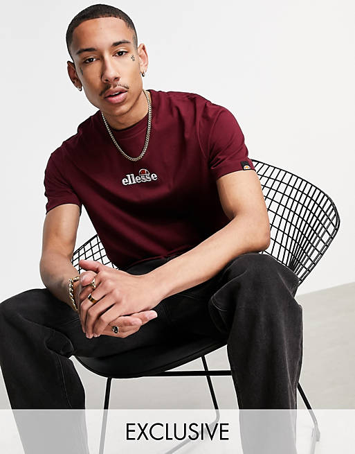  ellese small central logo t-shirt in burgundy exclsuive to  
