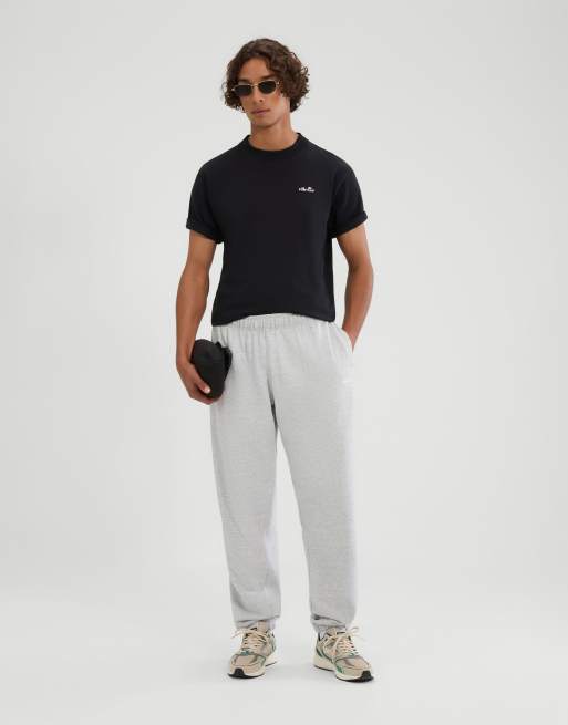 ellesse Acciano t-shirt in black, 3 of 4