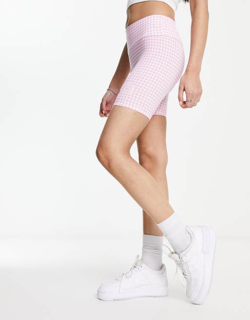 ellesse Lucini legging shorts in light pink