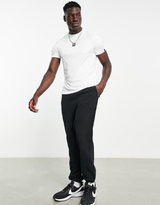 ellesse back print t-shirt in ecru