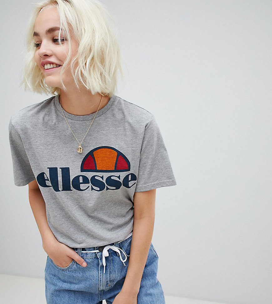 Ellesse boyfriend t-shirt with chest logo-Grey