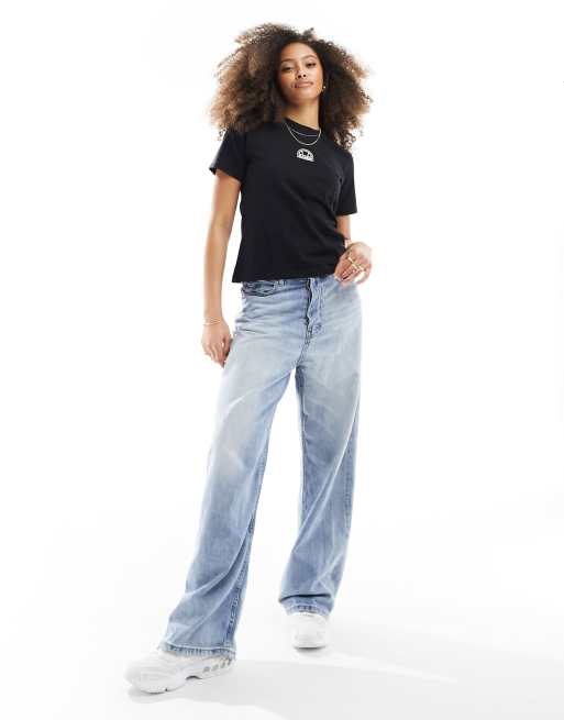 ellesse – Brimsley – Svart t-shirt med centrerad logga på ryggen, 2 av 4
