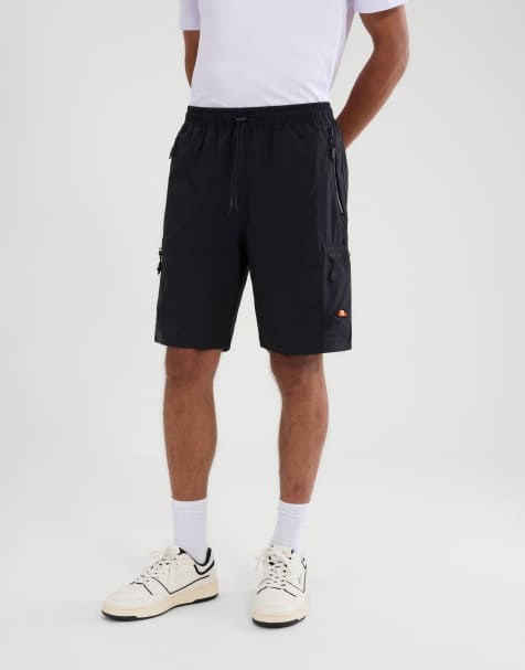 ellesse Bullseye cargo short in black - view 1