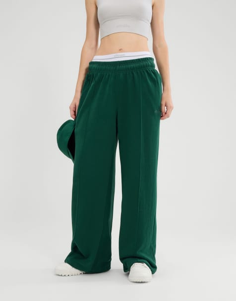 ellesse Casoli jog pant in dark green - view 1