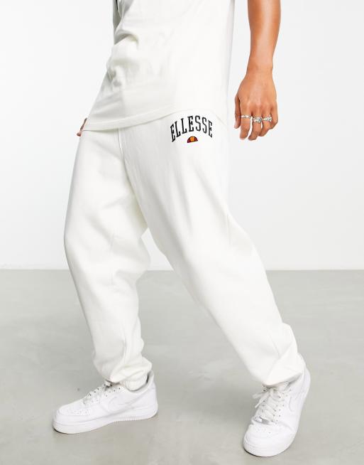 ellesse collegiate trackies in ecru