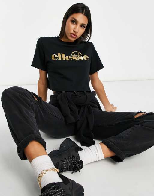 ellesse - Cropped T-shirt in zwart en goud, exclusief bij ASOS