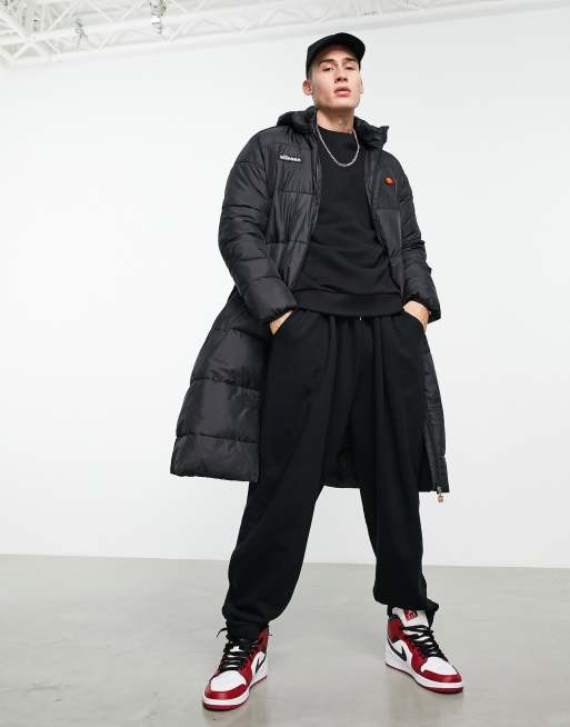ellesse – Czarna kurtka puchowa o wydłużonym fasonie z logo