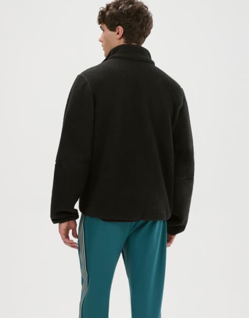 ellesse D’manda 1/4 zip top in black, 3 of 3