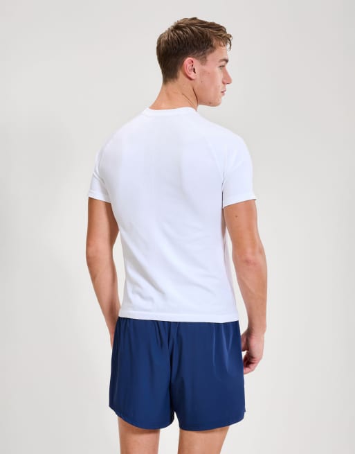 ellesse Drexani short sleeve seamless tee in white, 2 of 4