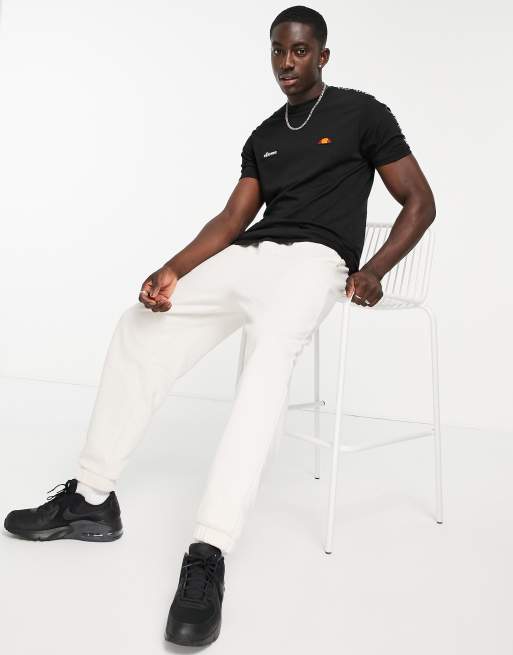 Ellesse Fede t-shirt with taping in black, 4 of 4