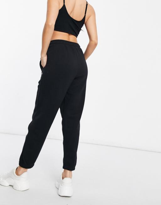 ellesse - Joggingbroek met diamanten logo in zwart | Exclusief bij ASOS, 2 van 4