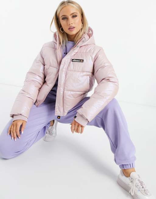 ellesse – Kurze Pufferjacke in Perlmutt-Optik