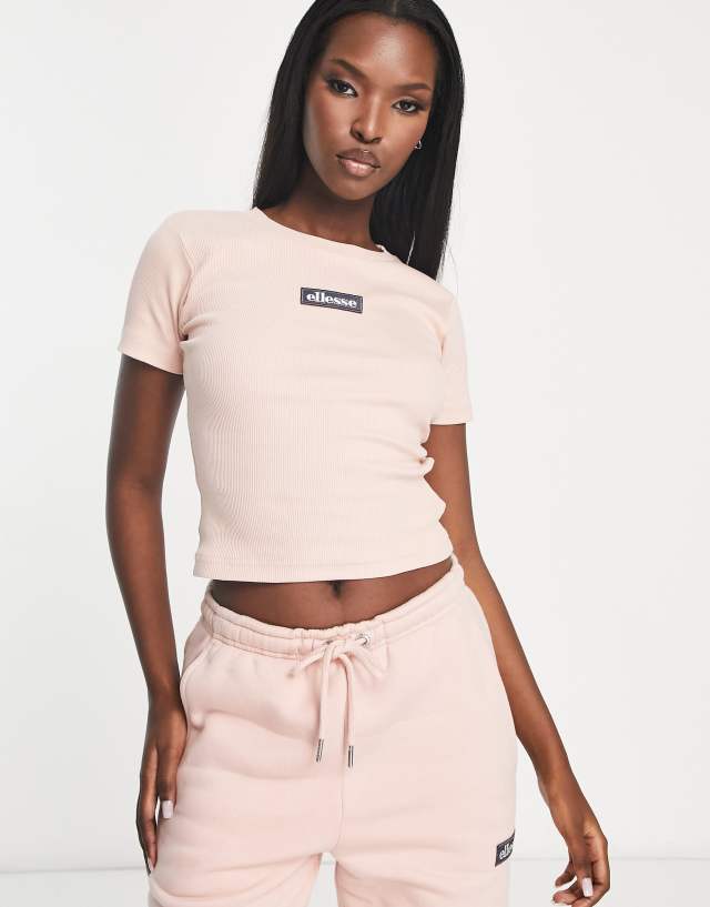 ellesse - landrea crop t-shirt in pink