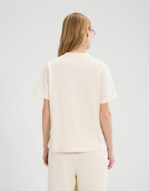 ellesse L'anse short sleeve t-shirt in off white, 3 of 4
