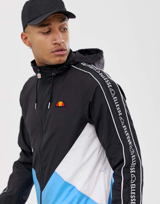 ellesse – Jasnoniebieski dres, struktura z paneli, 2 z 3