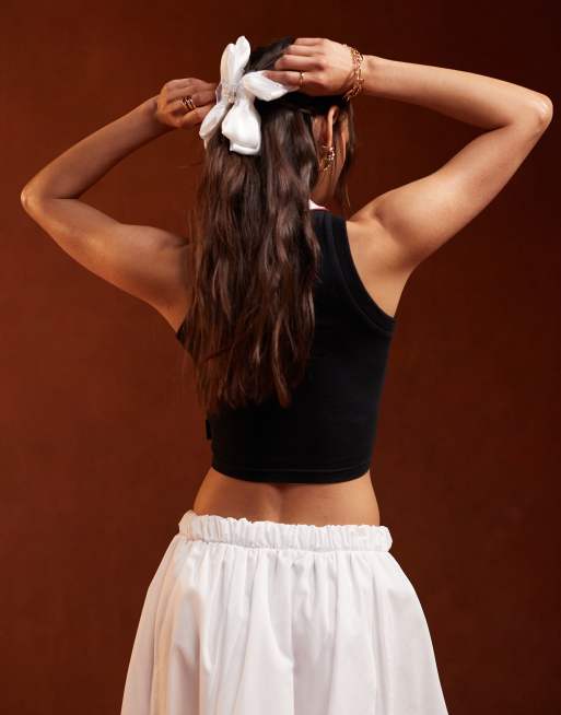 エレッセ Ellesse 【 Cropped Vest Women 】 ファッション レディースファッション トップス タンクトップ レディース Ellesse Latoya cropped vest in black | ASOS