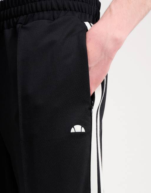 ellesse Latucci track pant in black, 2 of 3