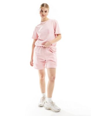 ellesse Lazzaroi shorts in light pink