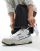 Thumbnail 1 van 5