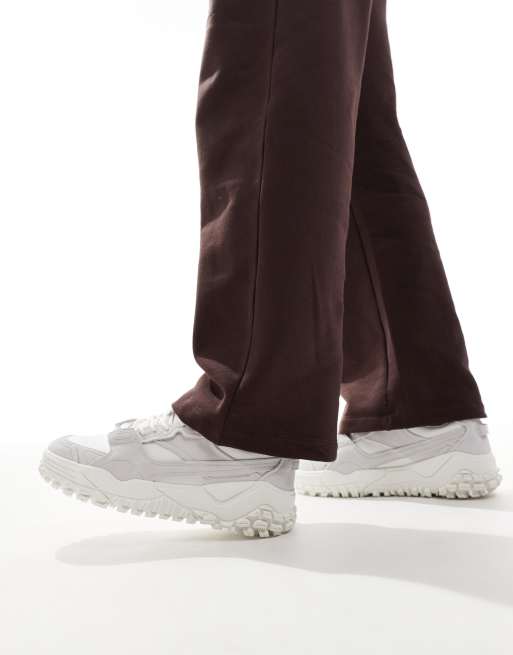 Ellesse LSR Luxe trainers in white, 5 of 5