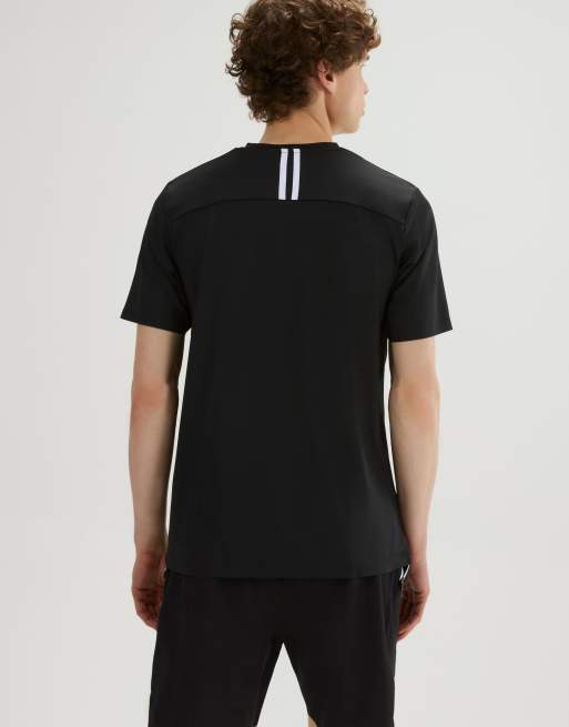 ellesse Olios tee in black, 2 of 4