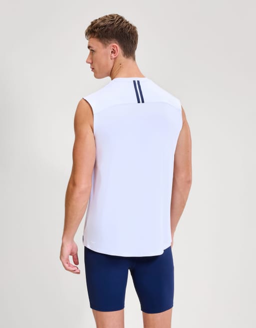 ellesse Olios vest in white, 2 of 4