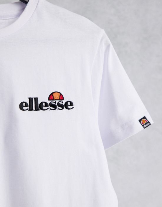 https://images.asos-media.com/products/ellesse-oversized-t-shirt-in-white/23791255-3?$n_550w$&wid=550&fit=constrain