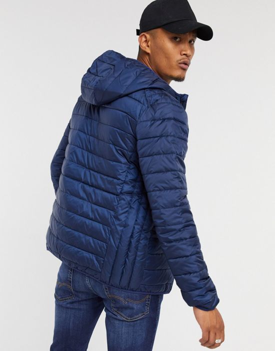 https://images.asos-media.com/products/ellesse-padded-lombardy-jacket-in-navy/21325910-2?$n_550w$&wid=550&fit=constrain
