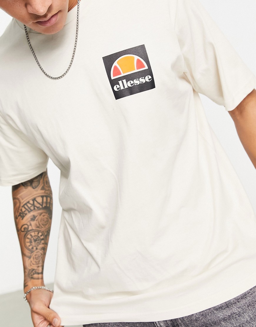Plastician - T-shirt beige con logo sul petto-Marrone - ellesse T-shirt donna  - immagine1