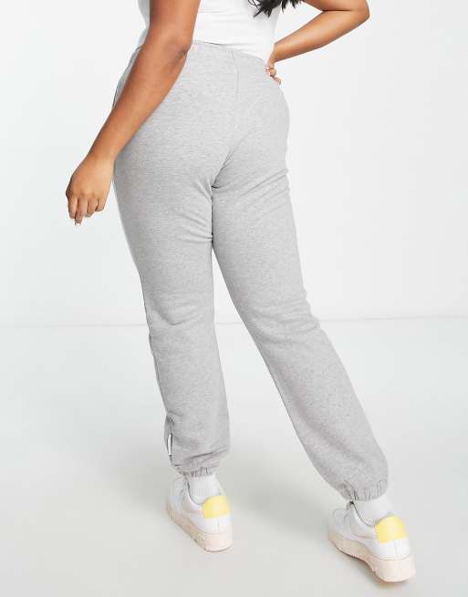 Ellesse slim fit joggers hotsell