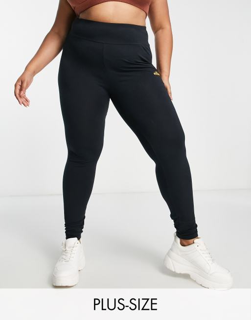 ellesse Plus – Leggings in Schwarz