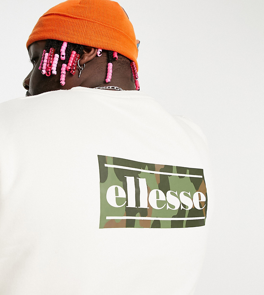 ellesse Plus – Sweatshirt in Ecru mit Logoprint am Rücken-Neutral
