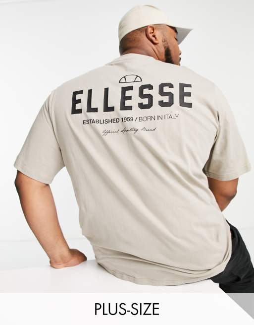 ellesse Plus – T-Shirt in Hellbraun mit Rückenprint