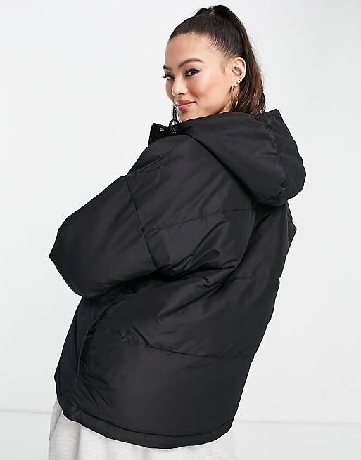 Women ellesse puffer jacket in black 
