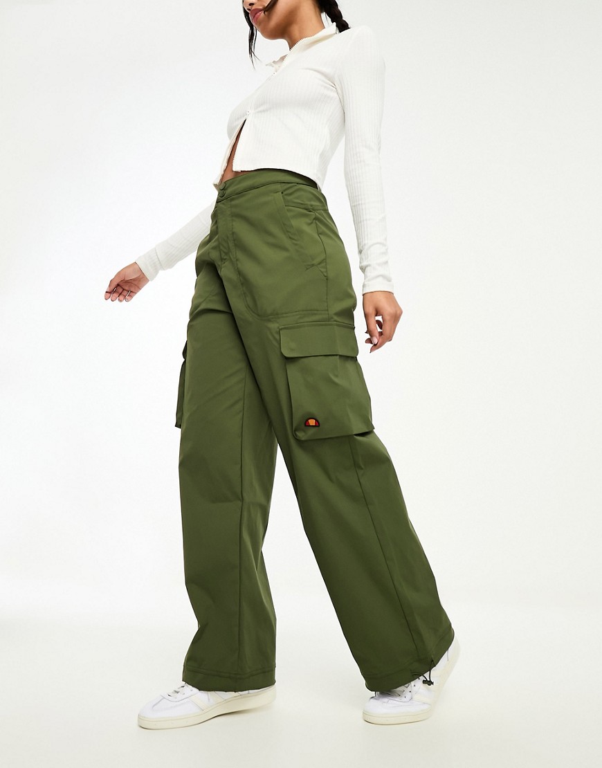 Ellesse Sanzan cargo pants in khaki-Green