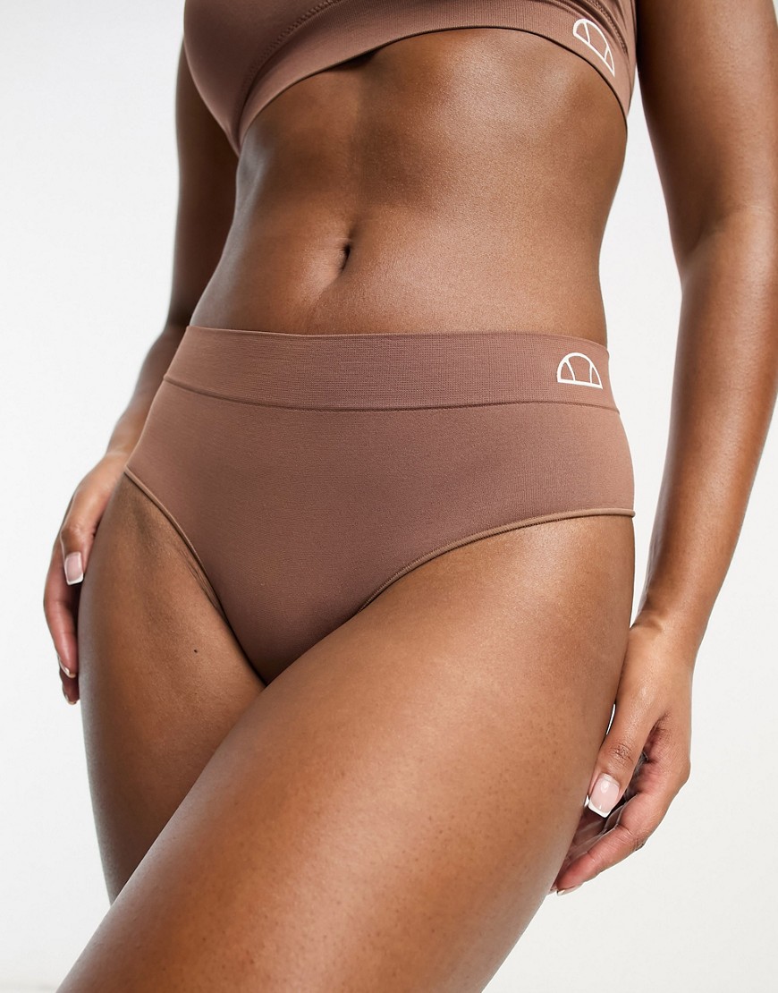 Ellesse seamfree bralette and high waisted thong in brown