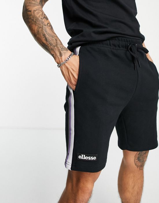 https://images.asos-media.com/products/ellesse-short-with-logo-in-black/201726561-1-black?$n_550w$&wid=550&fit=constrain